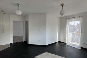 Renovierte 2-Zimmer-Wohnung mit zwei Balkonen und Stellplatz in zentraler Lage von LU-Oppau – 67069 Oppau, Ludwigshafen am Rhein – Vorschaubild 4