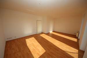 3-Zi.-Wohnung mit Balkon und Laminat  MD Fermersleben – Comeniusstraße 9, 39122 Fermersleben, Magdeburg – Vorschaubild 7