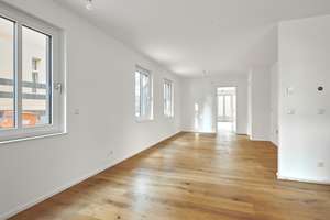Großzügige 4 Zimmer Wohnung mit Balkon im 3 OG -WE08 – Harzer Straße 118, 12435 Alt-Treptow, Berlin – Vorschaubild 4