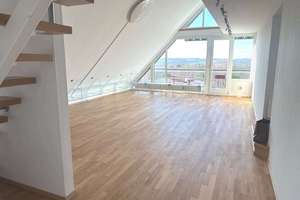 Exklusive Maisonette-Penthousewohnung mit großer sonniger  Panorama-Dachterrasse im Kölner-Westen!