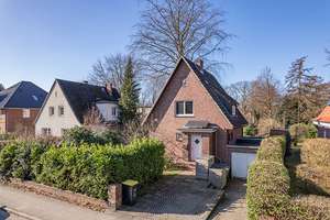 Modernisierte, kleine Rotklinker-Villa: Ihr neues Zuhause in bester Lage! – Die vollständige Adresse der Immobilie erhältst du vom Anbieter., 22607 Groß Flottbek, Hamburg – Vorschaubild 2