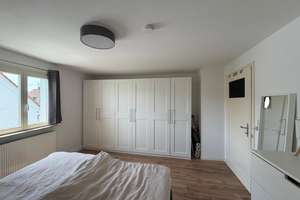 Modernisierte 3 Zimmer DG.- Wohnung in zentraler und ruhiger Wohnlage von Fellbach – Die vollständige Adresse der Immobilie erhältst du vom Anbieter., 70734 Fellbach – Vorschaubild 10