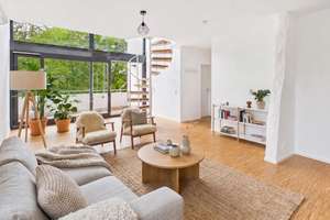 In grüner Idylle: Helle Maisonettewohnung mit attraktiver Dachterrasse – Die vollständige Adresse der Immobilie erhältst du vom Anbieter., 50858 Weiden, Köln – Vorschaubild 2
