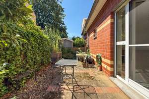 Charaktervolles Haus mit Teilkeller, Spitzboden und geschütztem Außenbereich! – Die vollständige Adresse der Immobilie erhältst du vom Anbieter., 30659 Bothfeld, Hannover – Vorschaubild 3