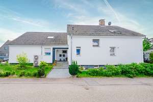Wunderschönes Haus mit Einliegerwohnung zum Verlieben