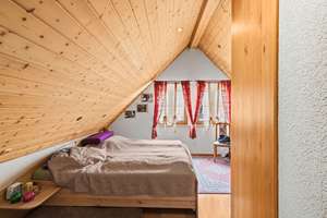 Gepflegtes Einfamilienwohnhaus mit Wintergarten, separatem Jugendstudio und großzügigem Grundstück – Die vollständige Adresse der Immobilie erhältst du vom Anbieter., 93128 Regenstauf – Vorschaubild 19