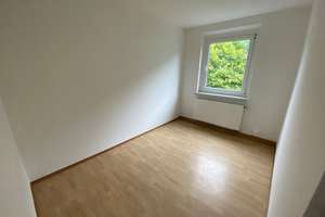 Heller Wohntraum mit Balkon & Einbauküche – Am Himmelreich 54, 98527 Suhl-Ilmenauer Straße, Suhl – Vorschaubild 6