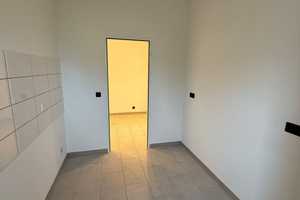 Teilweise renoviert! 2-Zimmerwohnung in Wuppertal-Oberbarmen mit Balkon – Gennebrecker Straße 140b, 42279 Wuppertal – Vorschaubild 7