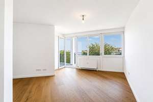 Abendsonne pur - Maisonette-Wohnung mit Dachterrasse & 2 Garagen | Untermenzing – Die vollständige Adresse der Immobilie erhältst du vom Anbieter., 80997 Allach, München – Vorschaubild 3