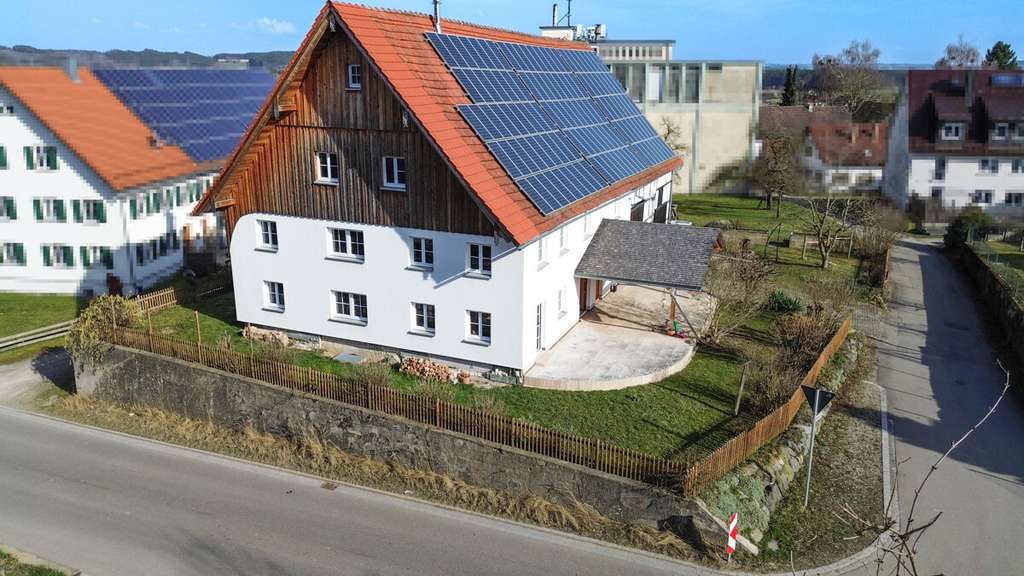 Immobilie in Osterberg - Einzigartiges Haus mit enormen Potenzial in Osterberg - Bild 1