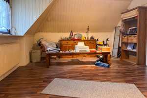 Familienfreundliches EFH: 4 Schlafzimmer mit schönen Garten einer überdachte Terrasse & Garage – Stade (Kreis) – Vorschaubild 12