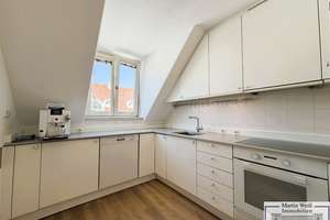 Zwischen Englischem Garten und Isar gelegen: 4-Zimmer-Maisonette-Wohnung mit Süd-Balkon und DT – Die vollständige Adresse der Immobilie erhältst du vom Anbieter., 80538 Englischer Garten, München – Vorschaubild 5