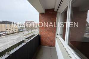 #IMMOTIONAL RENOVIERTE 3-ZIMMER-WOHNUNG IN ZENTRALER LAGE – Die vollständige Adresse der Immobilie erhältst du vom Anbieter., 27570 Geestemünde, Bremerhaven – Vorschaubild 7