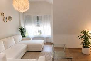 Großzügige 112 m² Wohnung in modernem Loft-Charakter mit 3 Balkonen und Garage