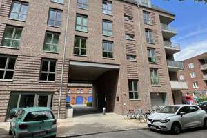 Neuwertige 3-Zimmer Wohnung mit Balkon in Altona-Nord !