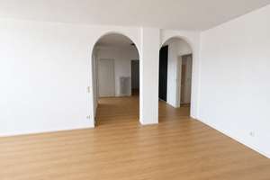Exclusive 3 Zimmer-Wohnung in ruhiger Innenstadtlage  mit 27qm Balkon, traumhaft neuer Küche, Bad,… – Friedrich Ebertstraße 16, 78054 Schwenningen, Villingen-Schwenningen – Vorschaubild 6