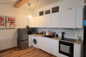 Helle, lichtdurchflutete, großzügig geschnittene 3-Zimmer-Wohnung mit Balkon in Düsseldorf – 40472 Rath, Düsseldorf – Vorschaubild 8