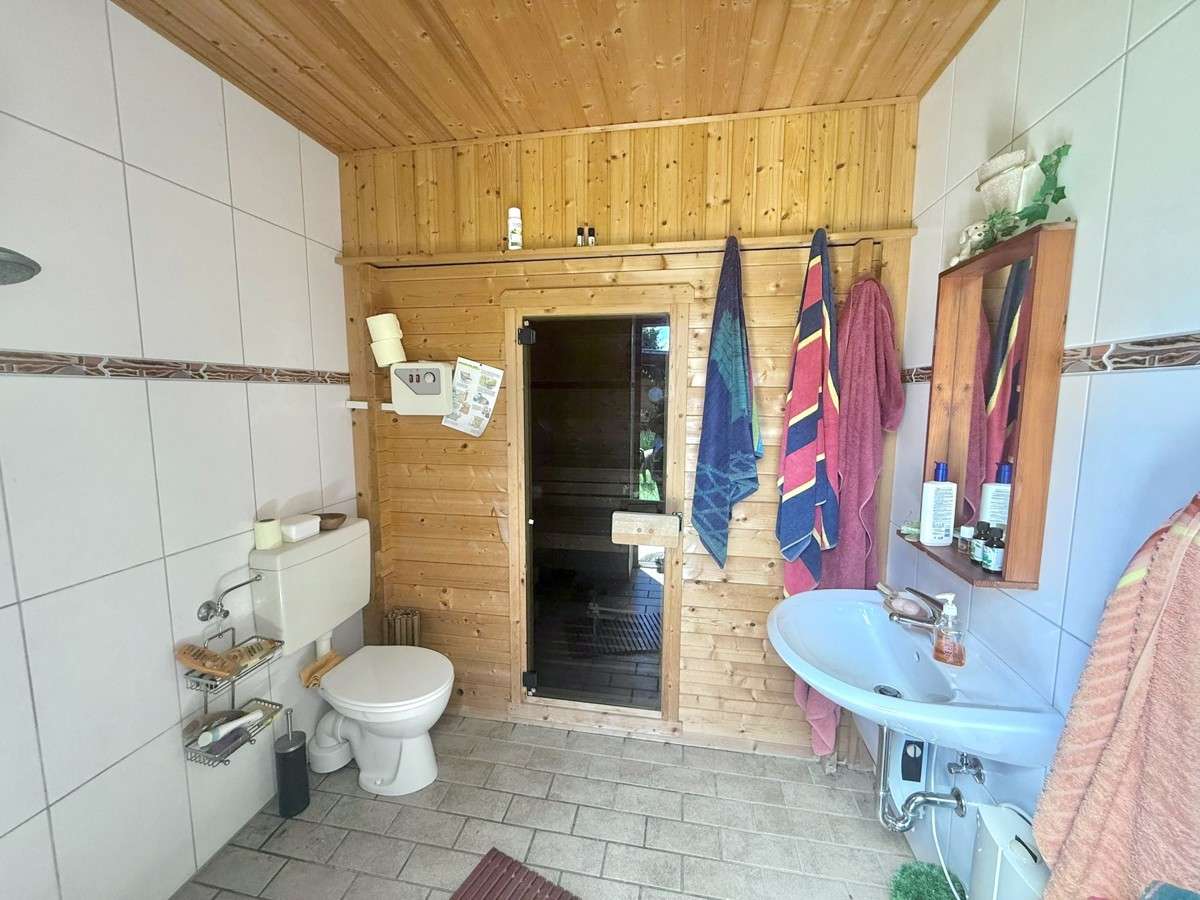 Immobilie in Bad Bevensen - RESERVIERT: Charmantes Mehrfamilienhaus mit drei Wohneinheiten in TOP Lage von Bad Bevensen - Bild 3