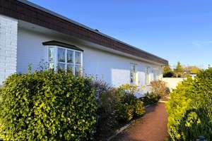 Eleganter Bungalow am Rande des Forstes Klövensteen im beliebten Pinneberger Ortsteil Waldenau! – Die vollständige Adresse der Immobilie erhältst du vom Anbieter., 25421 Pinneberg – Vorschaubild 6