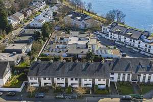 Charmantes Split-Level-Reihenendhaus in unmittelbarer Rheinnähe im Herzen von Düsseldorf-Benrath – Die vollständige Adresse der Immobilie erhältst du vom Anbieter., 40597 Benrath, Düsseldorf – Vorschaubild 41