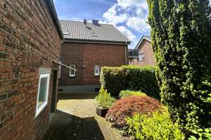Charmanter, teilsanierter Altbau mit Traumgarten in bester Lage – Die vollständige Adresse der Immobilie erhältst du vom Anbieter., 40668 Meerbusch – Vorschaubild 18