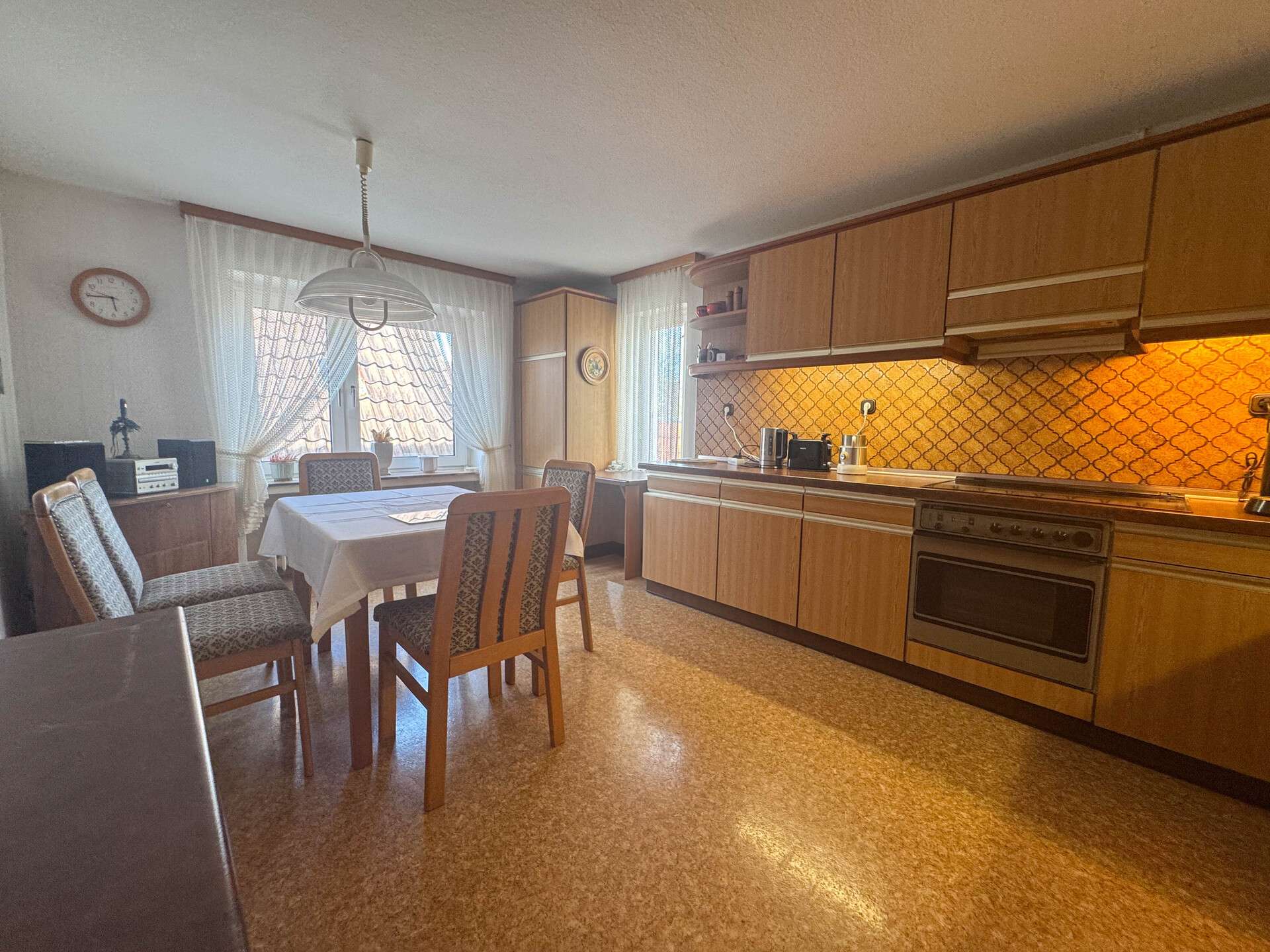 Immobilie in Barntrup - Großzügiges Wohnhaus in Barntrup – auch als Zweifamilienhaus nutzbar - Bild 0