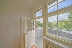 Am Kreuzpfuhlteich in Weißensee: 4 Zi-DG-Maisonette mit Aufzug EBK u 2 Balkonen (WE09) – Woelckpromenade 7, 13086 Weißensee, Berlin – Vorschaubild 3