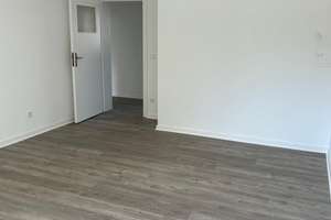 Lebendiges Wohnen im Dellviertel: 3-Zimmer-Wohnung mit Balkon – Tiergartenstr. 21, 47053 Dellviertel, Duisburg – Vorschaubild 2