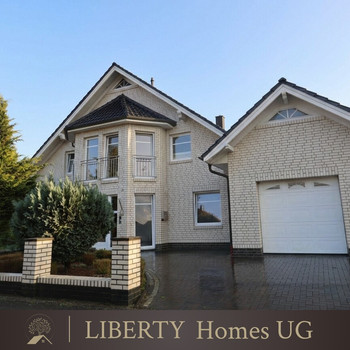 Stilvolles Zweifamilienhaus mit gehobener Ausstattung