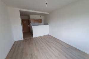 *300 € Gutschein sichern! Gemütliche 1-Zimmer-Wohnung mit EBK zu vermieten! – Pater-Grimm-Straße 1, 14770 Nord, Brandenburg an der Havel – Vorschaubild 3
