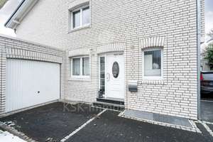 Gepflegtes Einfamilienhaus in Sackgassenlage! – Die vollständige Adresse der Immobilie erhältst du vom Anbieter., 51149 Ensen, Köln – Vorschaubild 2