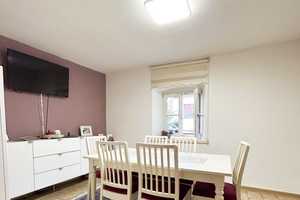 3-Zimmer-Hochparterre-Wohnung mit kleinem Garten in der Innenstadt! – Lederergasse 25, 93047 Regensburg – Vorschaubild 2