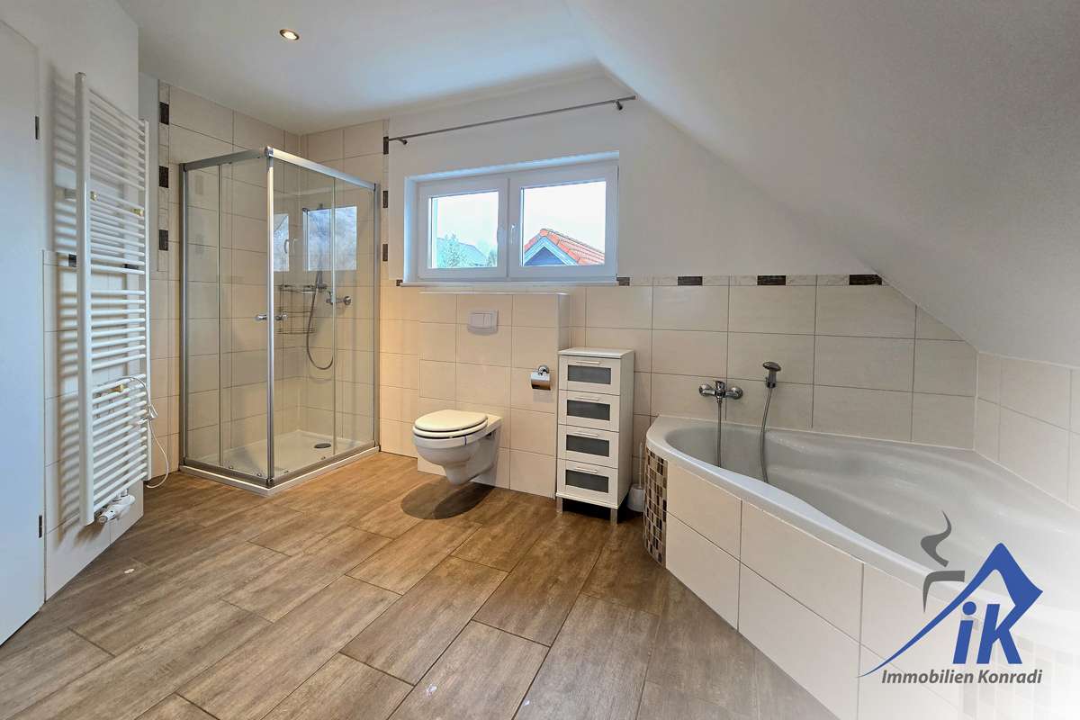 Immobilie in Reichenbach-Steegen - IK | Albersbach: großzügiges Einfamilienhaus in perfekter Lage für Familien - Bild 2