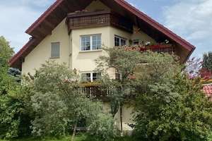 Dreifamilienhaus mit Photovoltaikanlage und großzügigem Garten in Löbau – Die vollständige Adresse der Immobilie erhältst du vom Anbieter., 2708 Lawalde – Vorschaubild 3