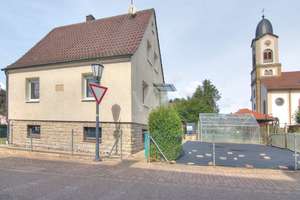 Charmantes Einfamilienhaus statt Wohnung – ruhig, modernisiert, mit Garten – Die vollständige Adresse der Immobilie erhältst du vom Anbieter., 74177 Bad Friedrichshall – Vorschaubild 13
