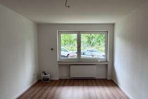 Frisch sanierte 3-Zimmer-Innenstadtwohnung (1. OG, S/W, Aufzug, bezugsfrei) – Plärrer – Spittlertorgraben 35, 90429 Himpfelshof, Nürnberg – Vorschaubild 2