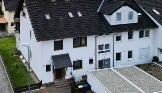 Bild von 4-Parteienhaus - ruhiger Lage in Riedstadt-Goddelau - Top Kapitalanlage!