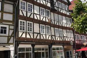 Rendite über 10 %! Wohn- Geschäftshaus am Witzenhausener Marktplatz.
