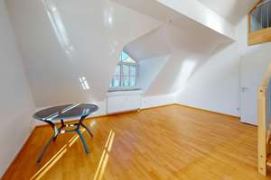 RE/MAX - Exklusive 2-Zimmer-DG-Galerie-Whg mit Terrasse in München! – Die vollständige Adresse der Immobilie erhältst du vom Anbieter., 81377 Großhadern, München – Vorschaubild 3