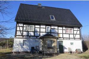 Ehemaliges Bauernhaus mit Scheune und schönem alten Bauerngarten – Die vollständige Adresse der Immobilie erhältst du vom Anbieter., 9603 Großschirma – Vorschaubild 1