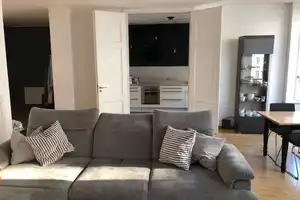 Elegante 2-Zimmer Wohnung mit Balkon in Köln-Mülheim – Frankfurter Strasse 62, 51065 Köln – Vorschaubild 1