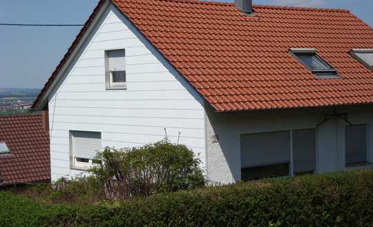 Günstiges 7-Zimmer-Einfamilienhaus in Kohlberg