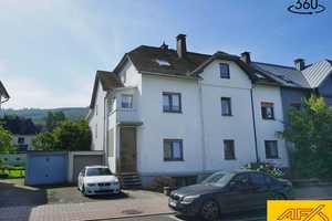 Voll vermietetes Mehrfamilienhaus - Lassen Sie Ihr Geld für sich arbeiten! – Hochsauerlandkreis – Vorschaubild 1