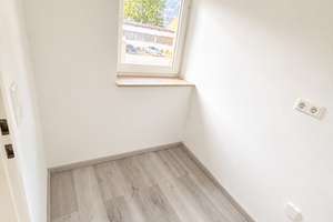 Tolle 1-Zimmer-Whg. mit Balkon in bester Lage – Die vollständige Adresse der Immobilie erhältst du vom Anbieter., 40219 Unterbilk, Düsseldorf – Vorschaubild 10