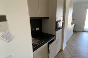 Natur pur trifft Hauptstadt - 1-Raum-Wohnung komplett möbliert mit FBH – Henriette-Lustig-Straße 21b, 12555 Köpenick, Berlin – Vorschaubild 2