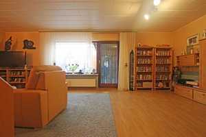 * Doppelhaushälfte * EBK * Duschbad * Gäste-WC * Terrasse * Carport * Garten mit Pool * u.v.m.
 – Herzogtum Lauenburg (Kreis) – Vorschaubild 4