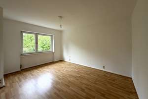 Drei Wohnungen, viele Möglichkeiten – Aufgeteiltes Mehrfamilienhaus in Bonn-Rüngsdorf! – Die vollständige Adresse der Immobilie erhältst du vom Anbieter., 53173 Rüngsdorf, Bonn – Vorschaubild 3