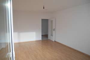 MZ-Kastel: Helle 2-Zimmer-Wohnung; modernes Wannenbad; Laminatboden; kleiner Balkon; Garage möglich – Die vollständige Adresse der Immobilie erhältst du vom Anbieter., 55252 Mainz-Kastel, Wiesbaden – Vorschaubild 15