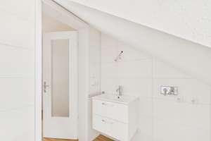 Erstbezug nach Sanierung: Helle 1-Zimmer-Wohnung in Wiesbaden – Adlerstr. 55, 65183 Mitte, Wiesbaden – Vorschaubild 4