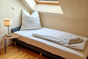 Monteurunterkunft für Firmen – Teamhaus  für 6 bei Ulm Günzburg – monatsbasis – voll ausgestattet – Die vollständige Adresse der Immobilie erhältst du vom Anbieter., 89346 Bibertal – Vorschaubild 13